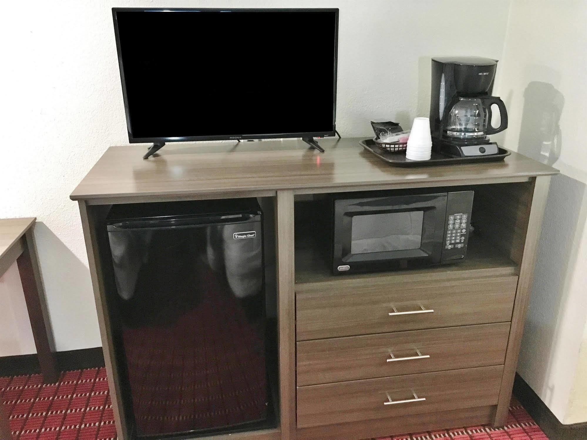 Americas Best Value Inn Decatur Bagian luar foto